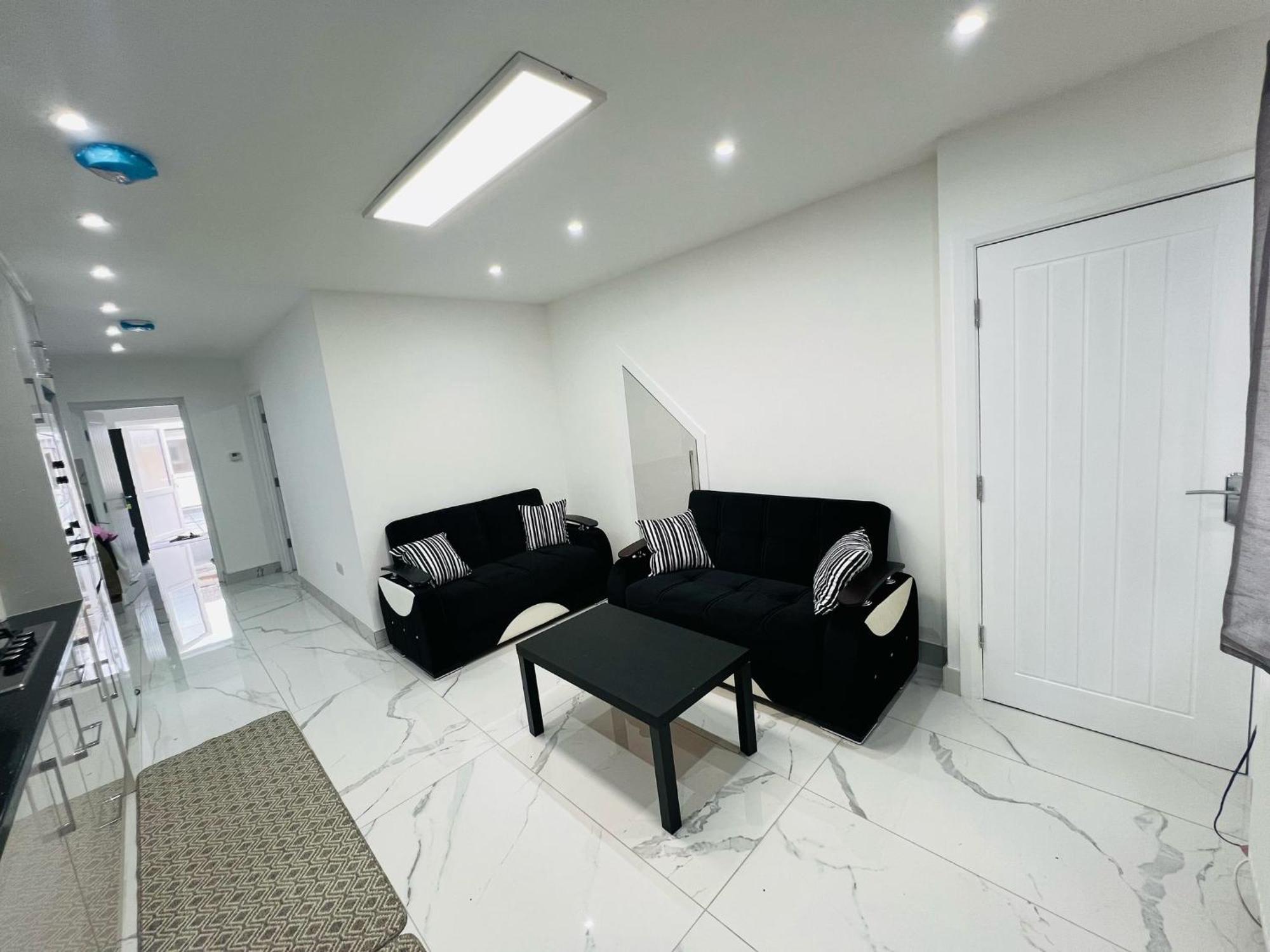 93 New Road Apartman Harmondsworth Kültér fotó